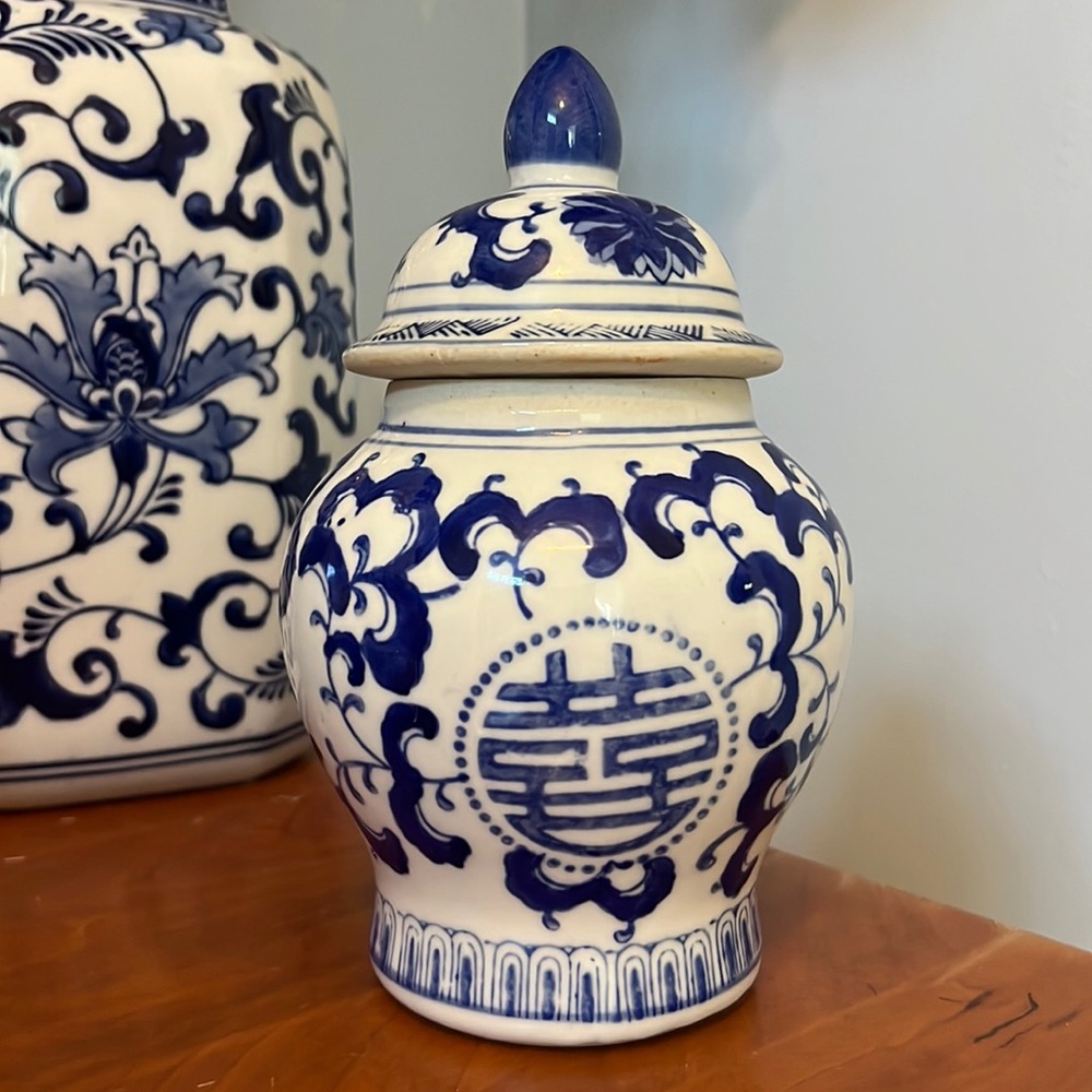 Vintage blue and white lidded ginger jar